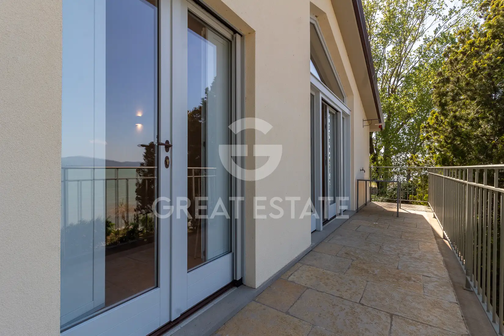 House 190m² in Italy, Perugia. Priced at 780000€ rent photo-13