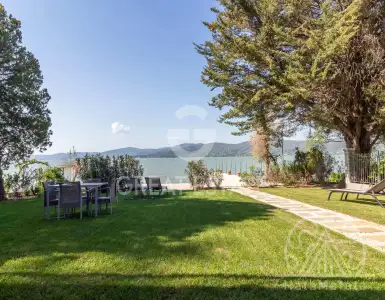 Buy in Italy for 780000€