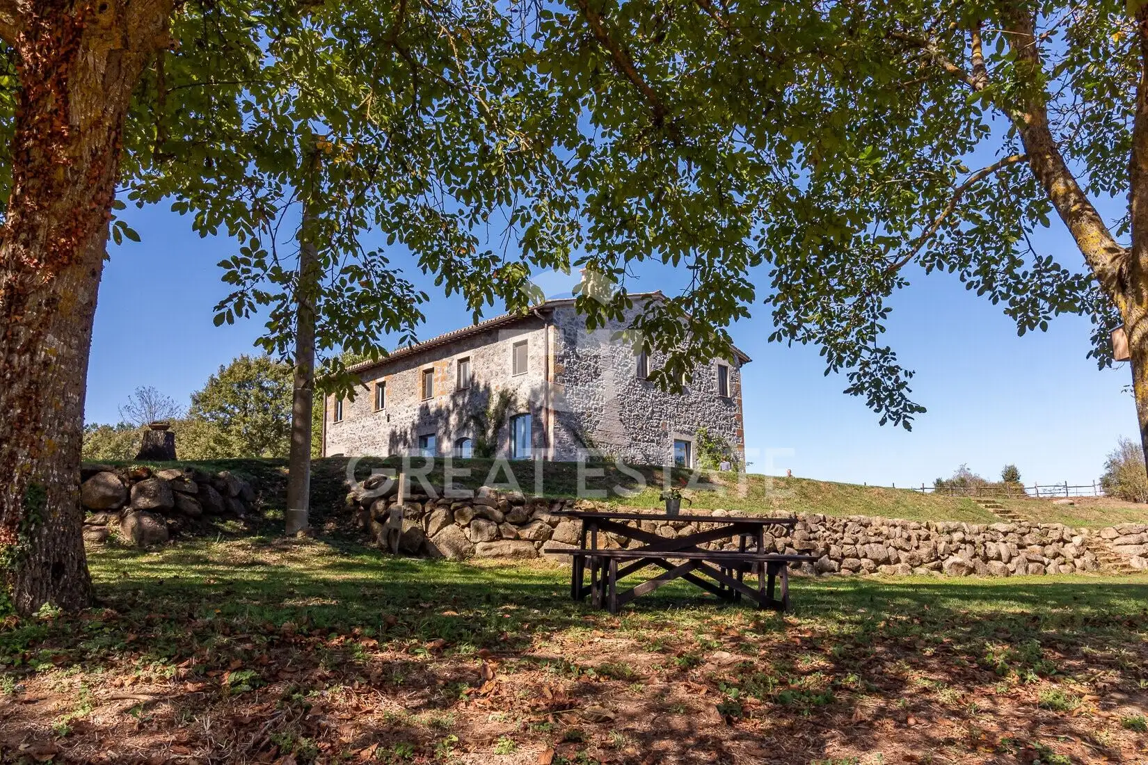 House 447m² in Italy, Terney. Priced at 1100000€ rent photo-4