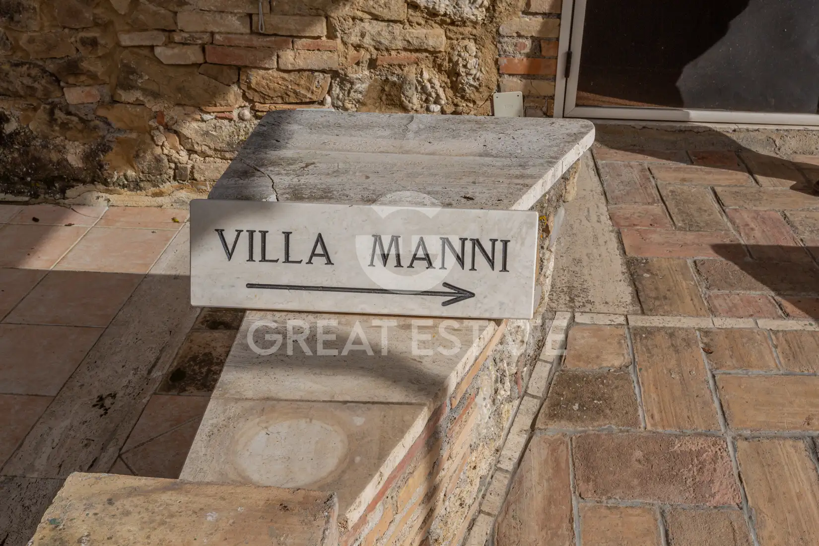 House 606m² in Italy, Viterbo. Priced at 995000€ rent photo-7