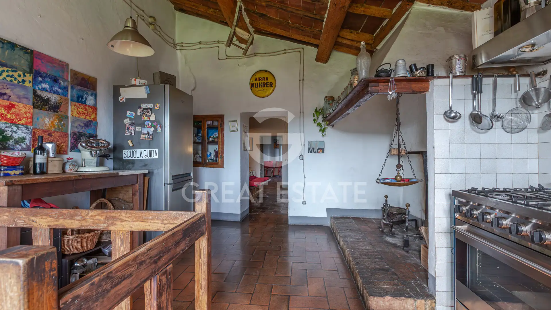 House 586m² in Italy, Siena. Priced at 1200000€ rent photo-13