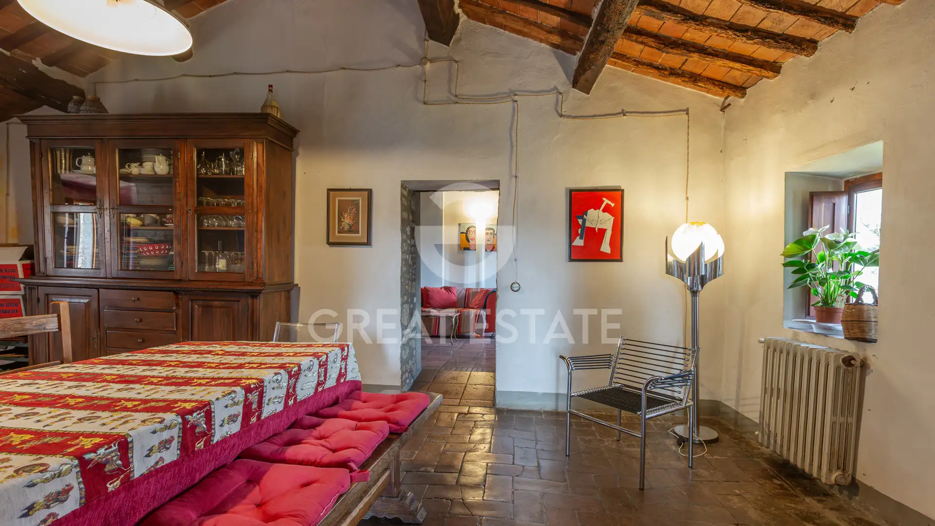 House 586m² in Italy, Siena. Priced at 1200000€ rent photo-15