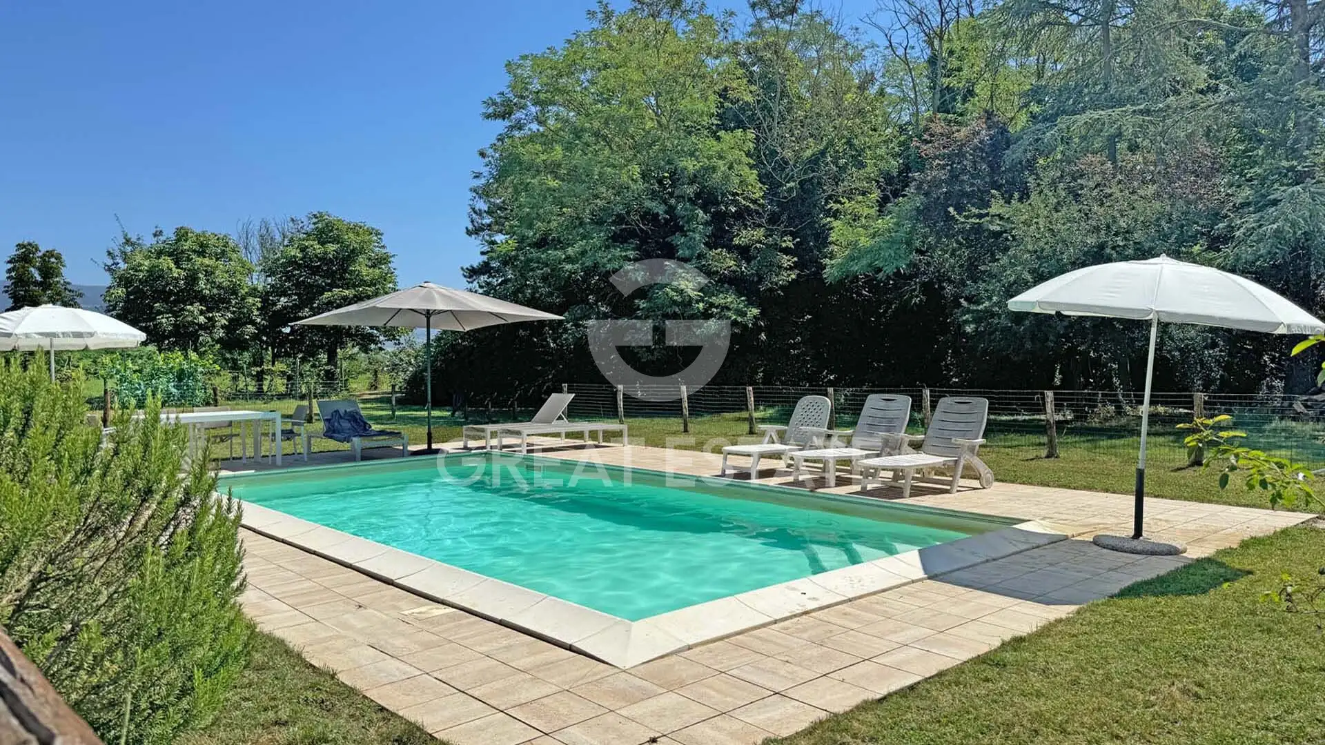 House 535m² in Italy, Arezzo. Priced at 1350000€ rent photo-1