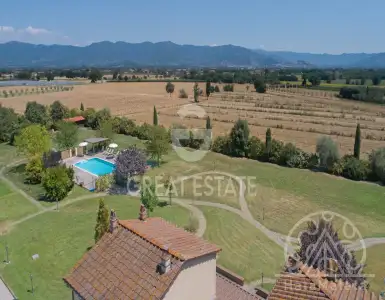 Buy in Italy for 1200000€