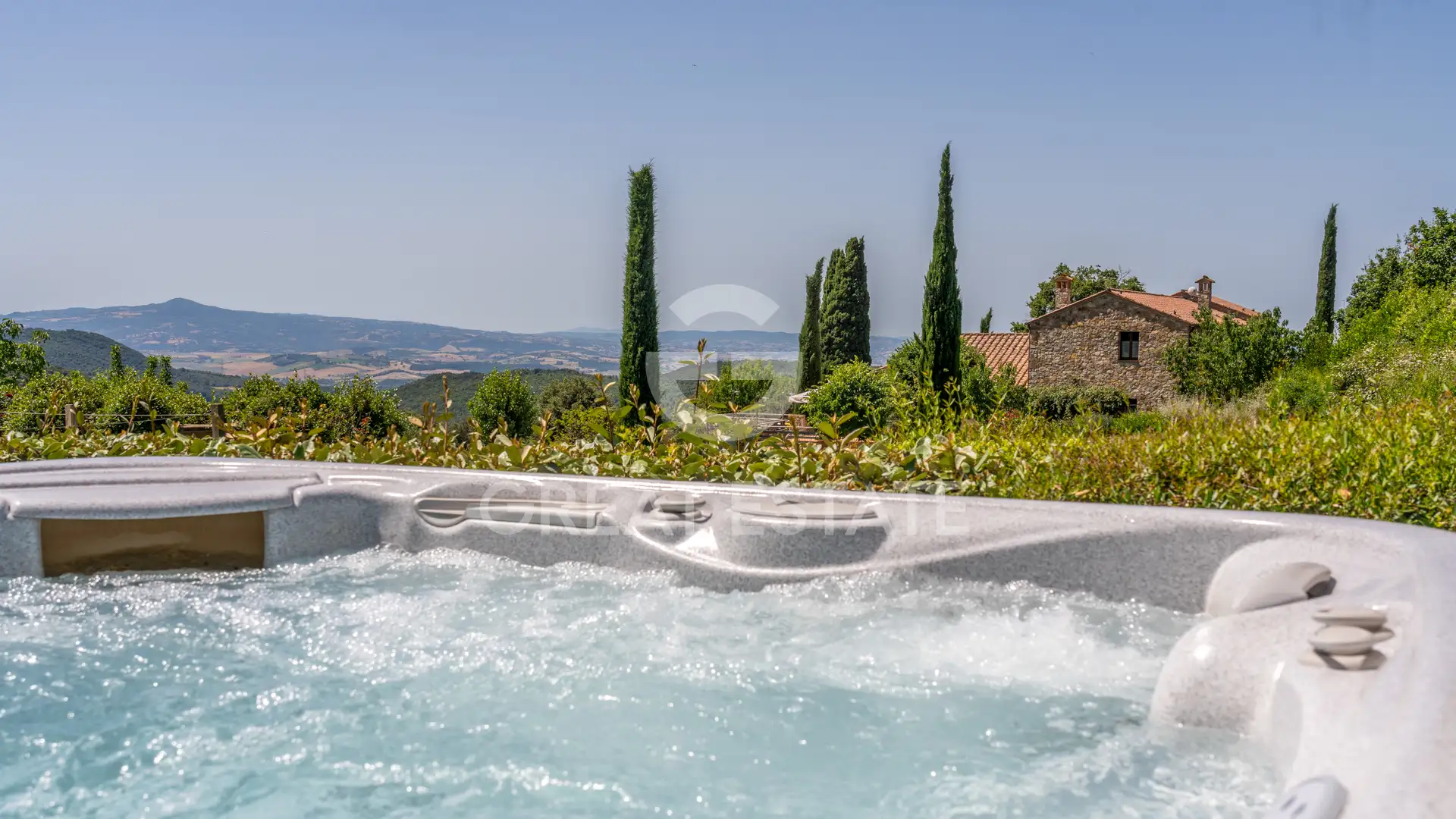 House 815m² in Italy, Grosseto. Priced at 3400000€ rent photo-15