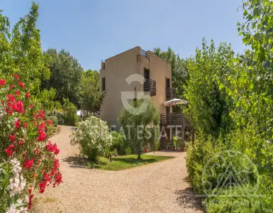 Buy in Italy for 3400000€