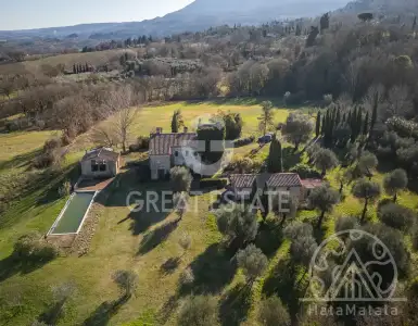 Buy in Italy for 1490000€