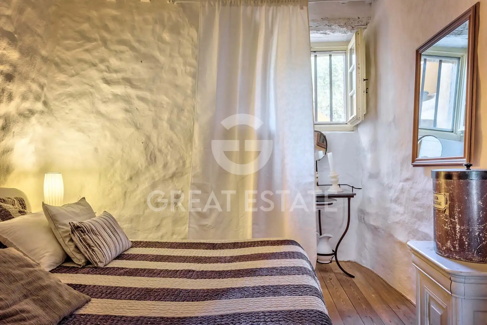 House 357m² in Italy, Arezzo. Priced at 1800000€ rent photo-10