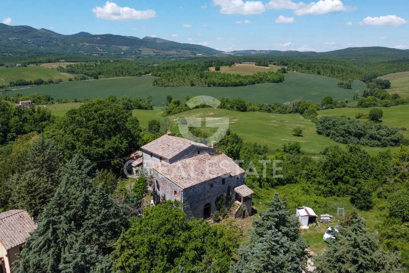 Villa 2980m² in Italy, Terney. Priced at 1550000€ rent photo-4