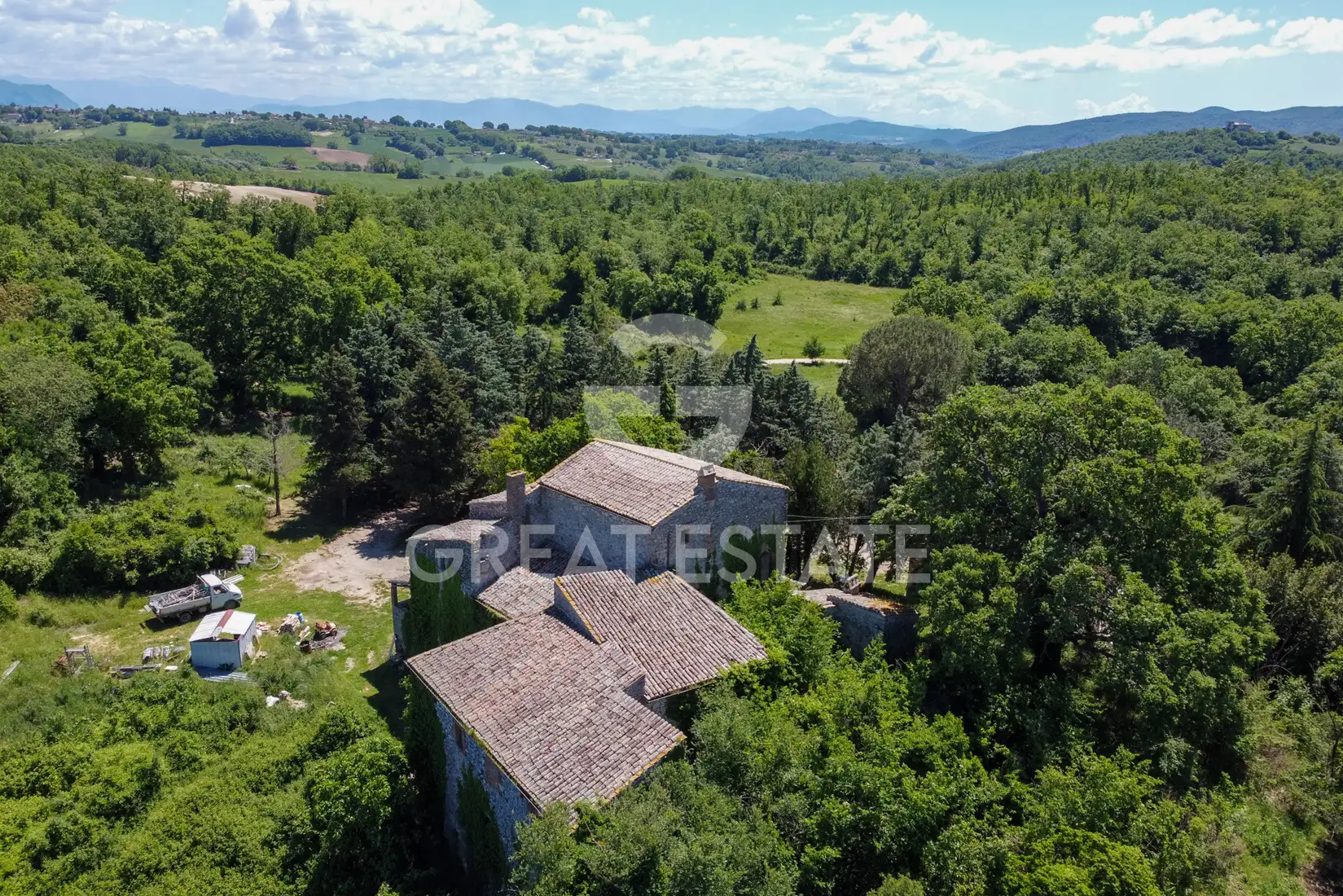 Villa 2980m² in Italy, Terney. Priced at 1550000€ rent photo-9