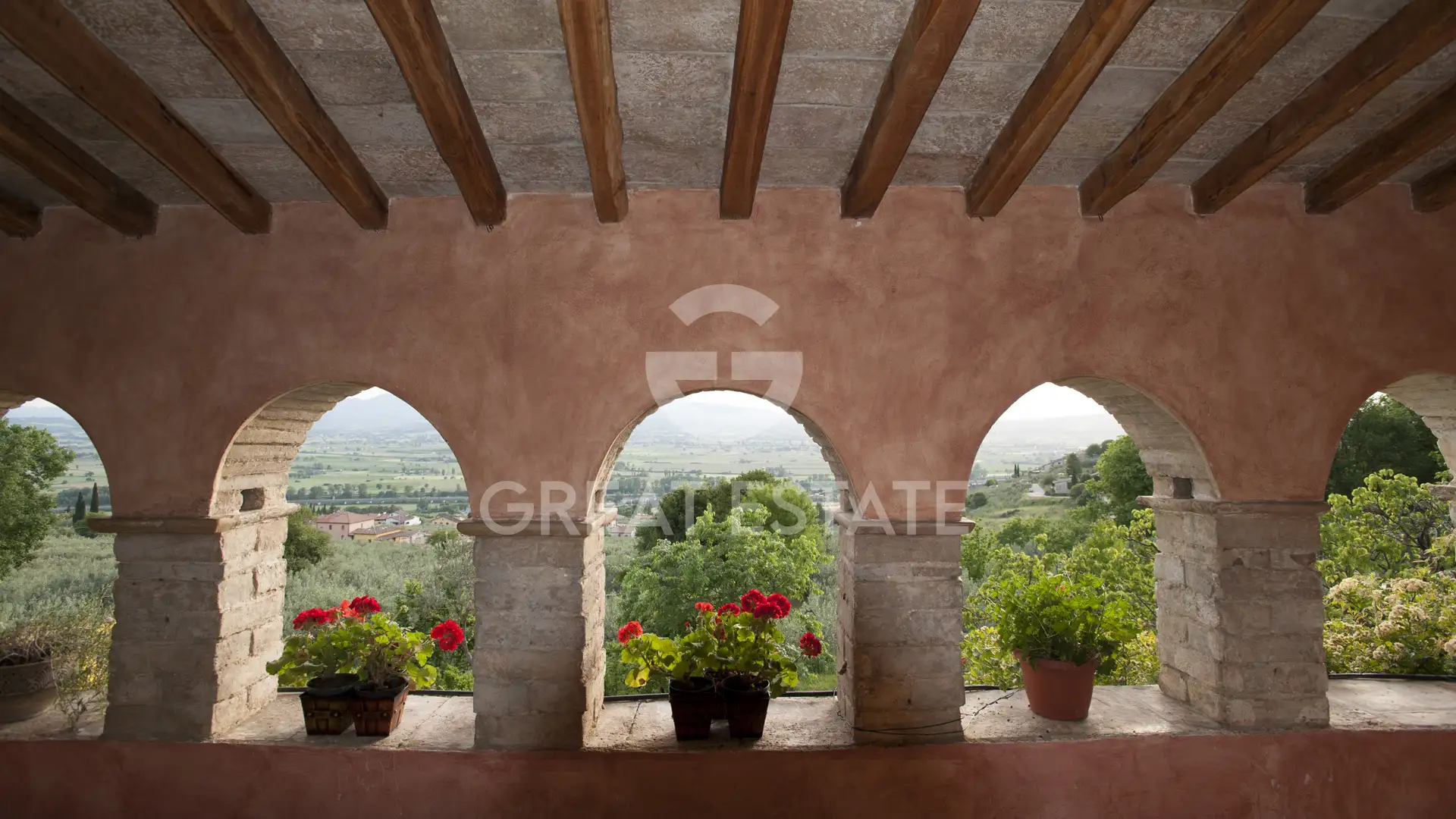 House 909m² in Italy, Perugia. Priced at 1680000€ rent photo-14