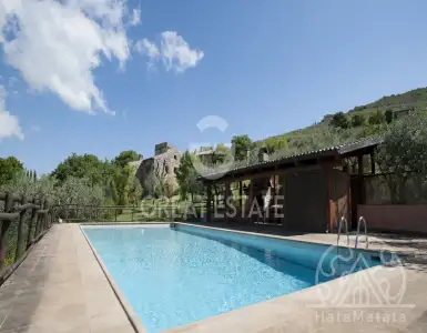 Buy in Italy for 1680000€
