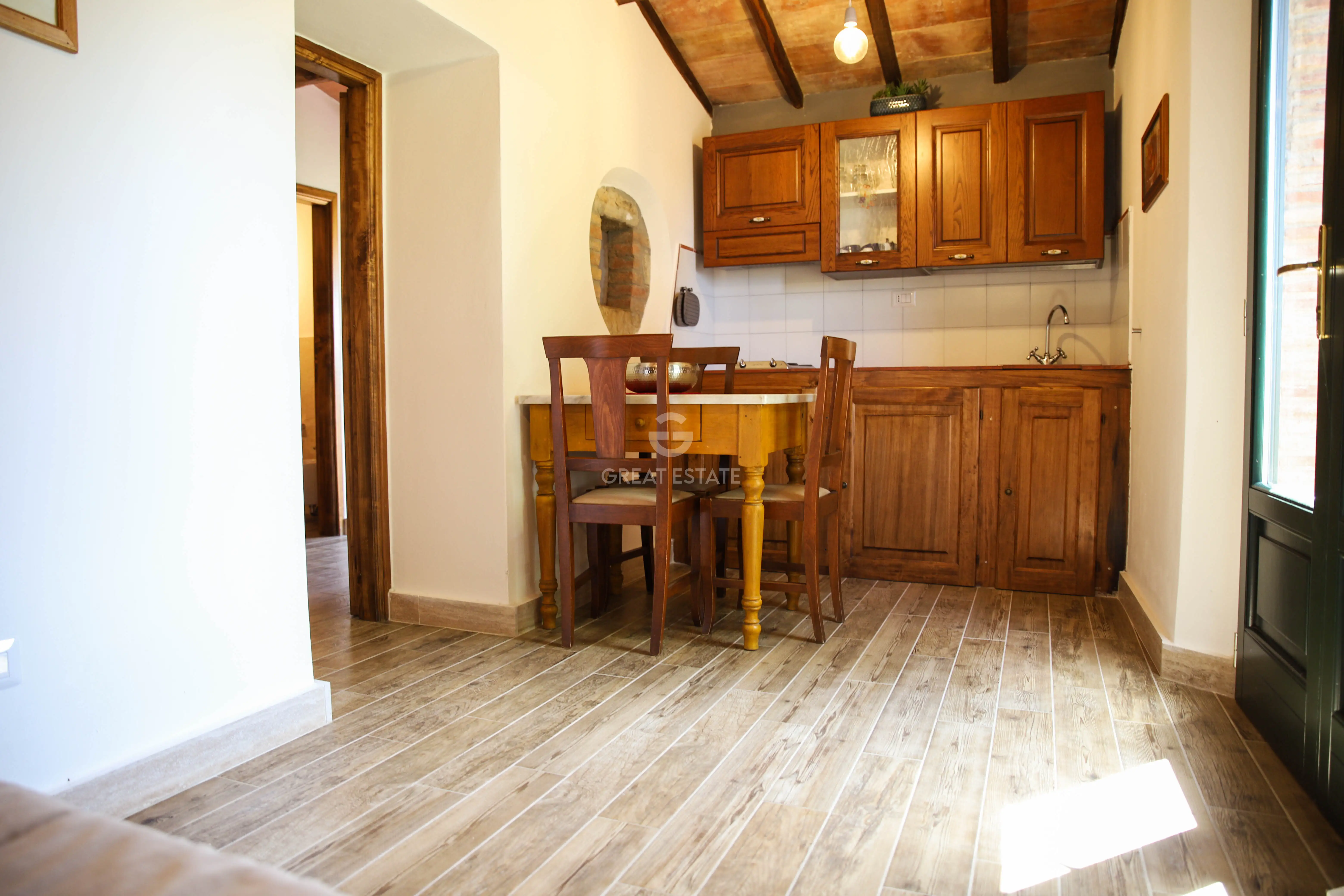 House 460m² in Italy, Grosseto. Priced at 750000€ rent photo-12