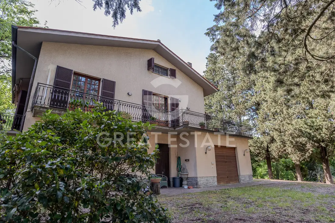 House 654m² in Italy, Siena. Priced at 650000€ rent photo-6
