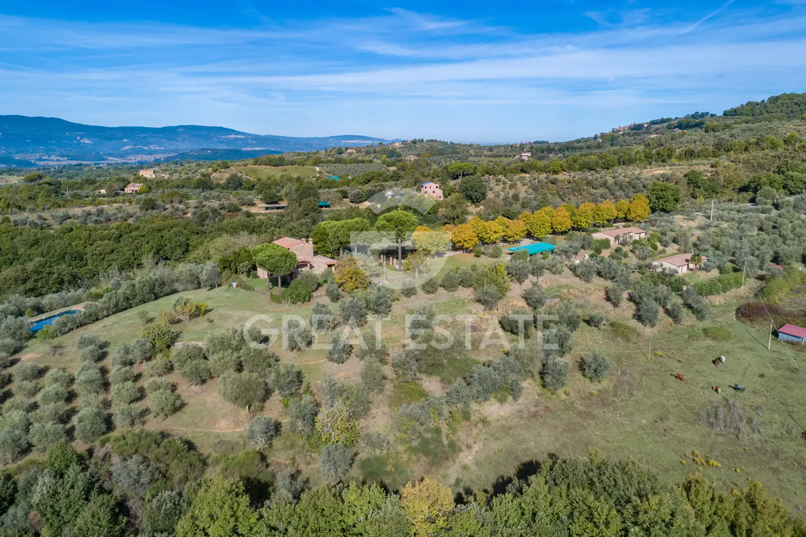 House 580m² in Italy, Perugia. Priced at 1350000€ rent photo-6