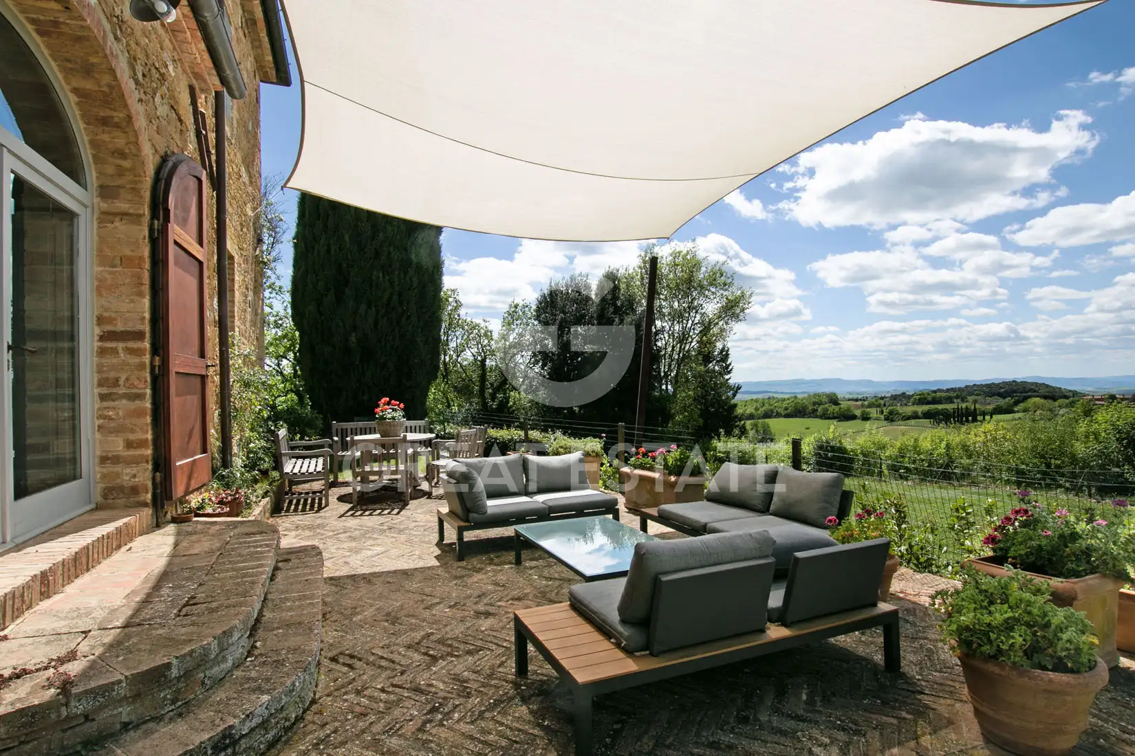 House 803m² in Italy, Siena. Priced at 2900000€ rent photo-14