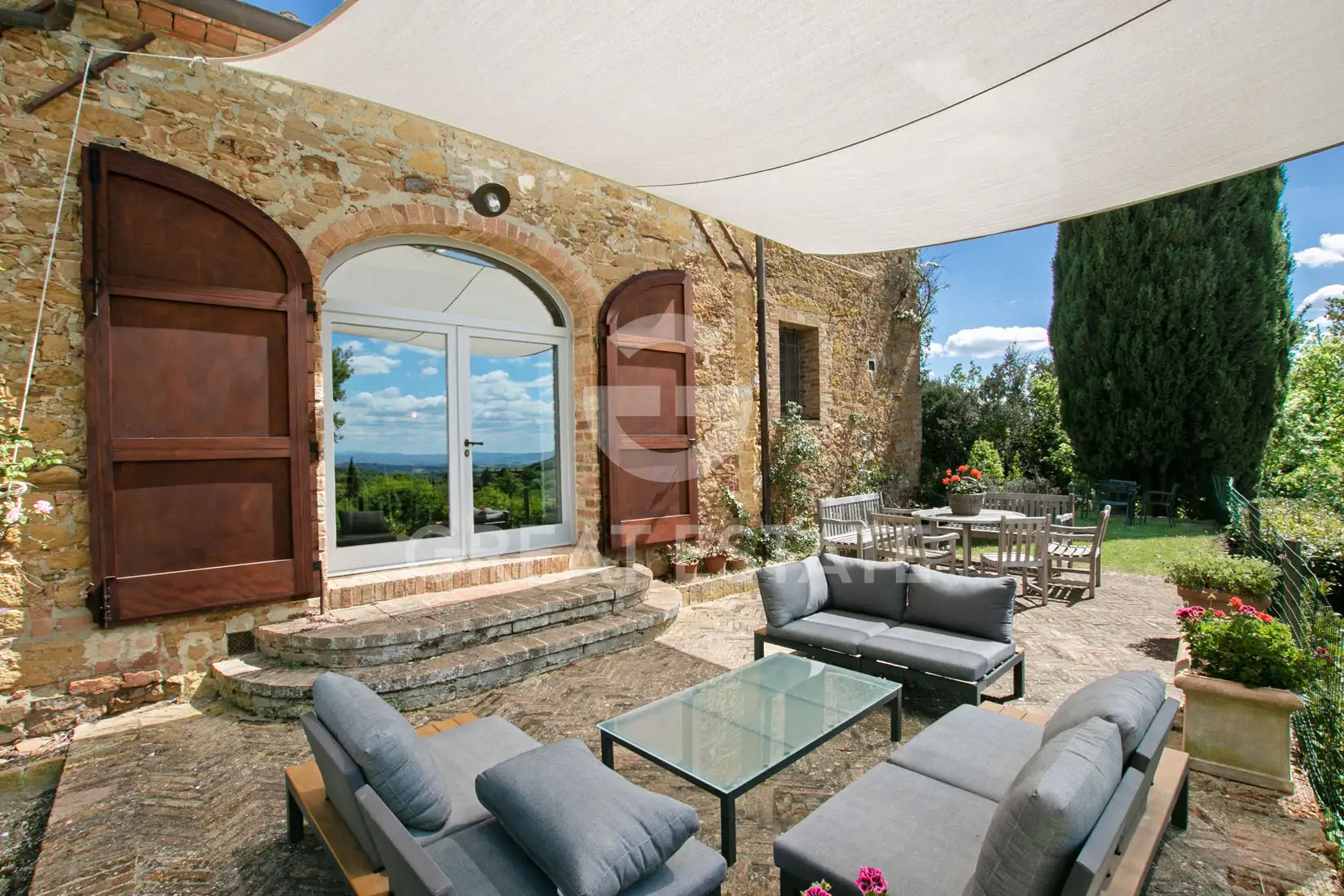 House 803m² in Italy, Siena. Priced at 2900000€ rent photo-15