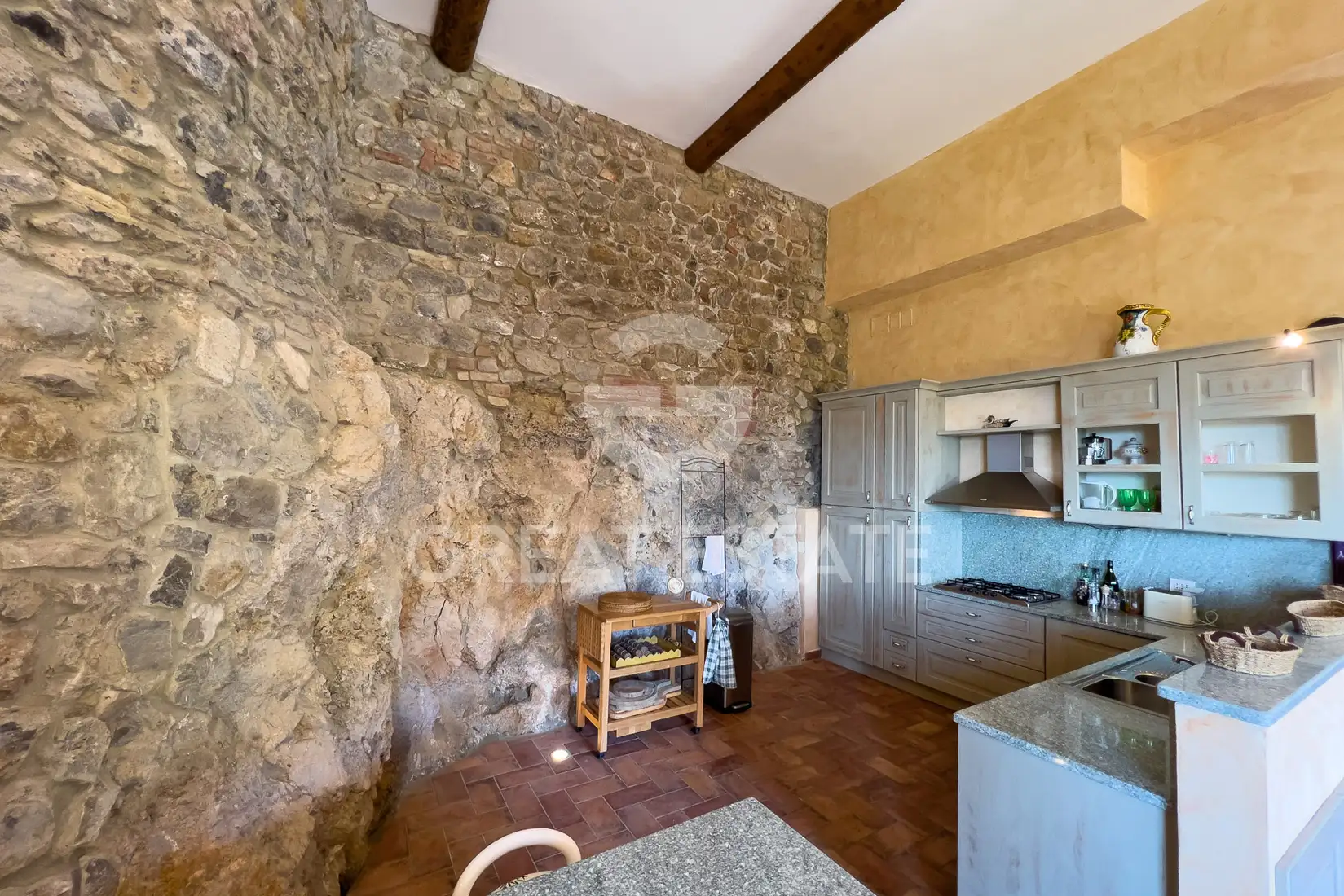 House 284m² in Italy, Siena. Priced at 990000€ rent photo-15