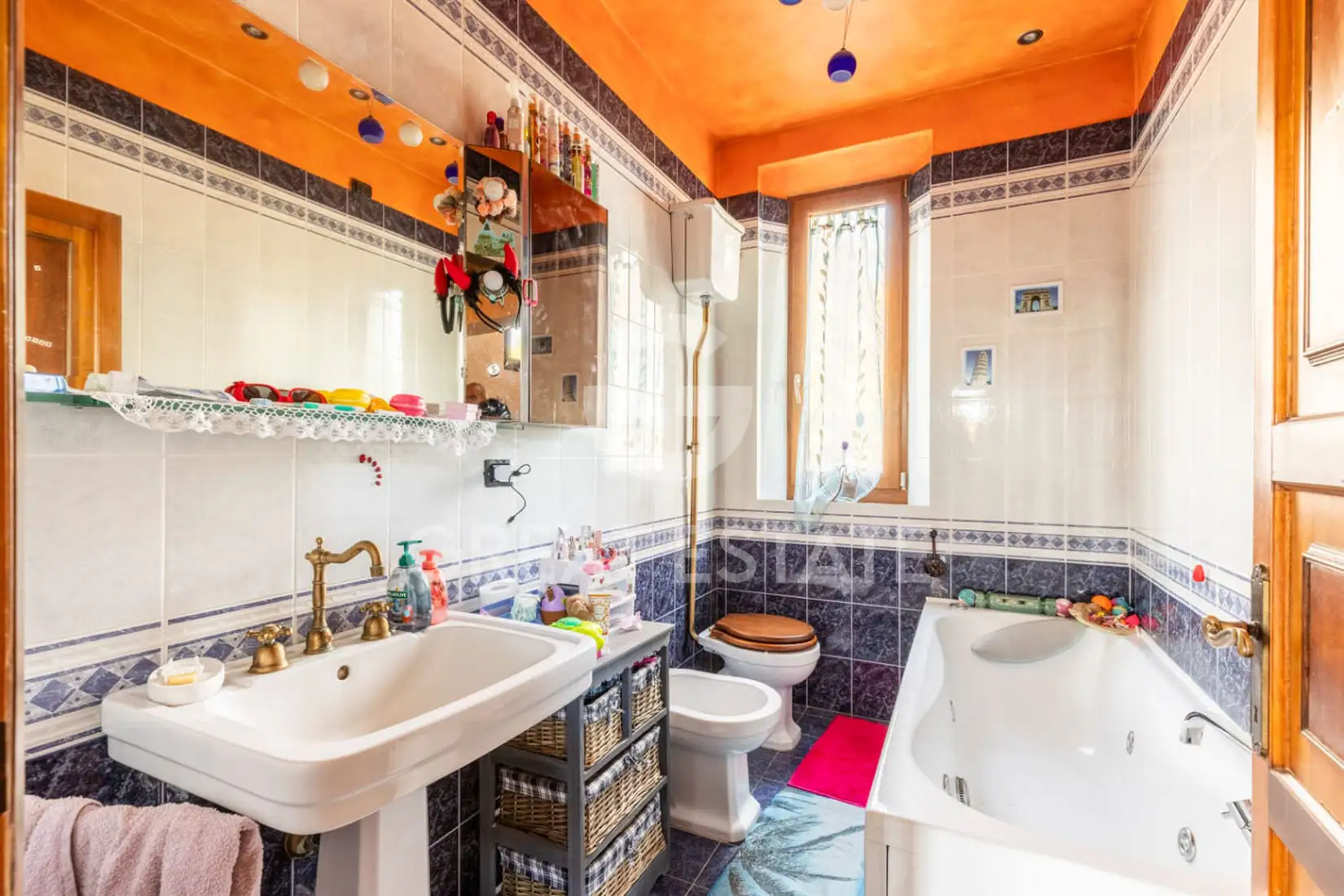 House 226m² in Italy, Siena. Priced at 695000€ rent photo-11
