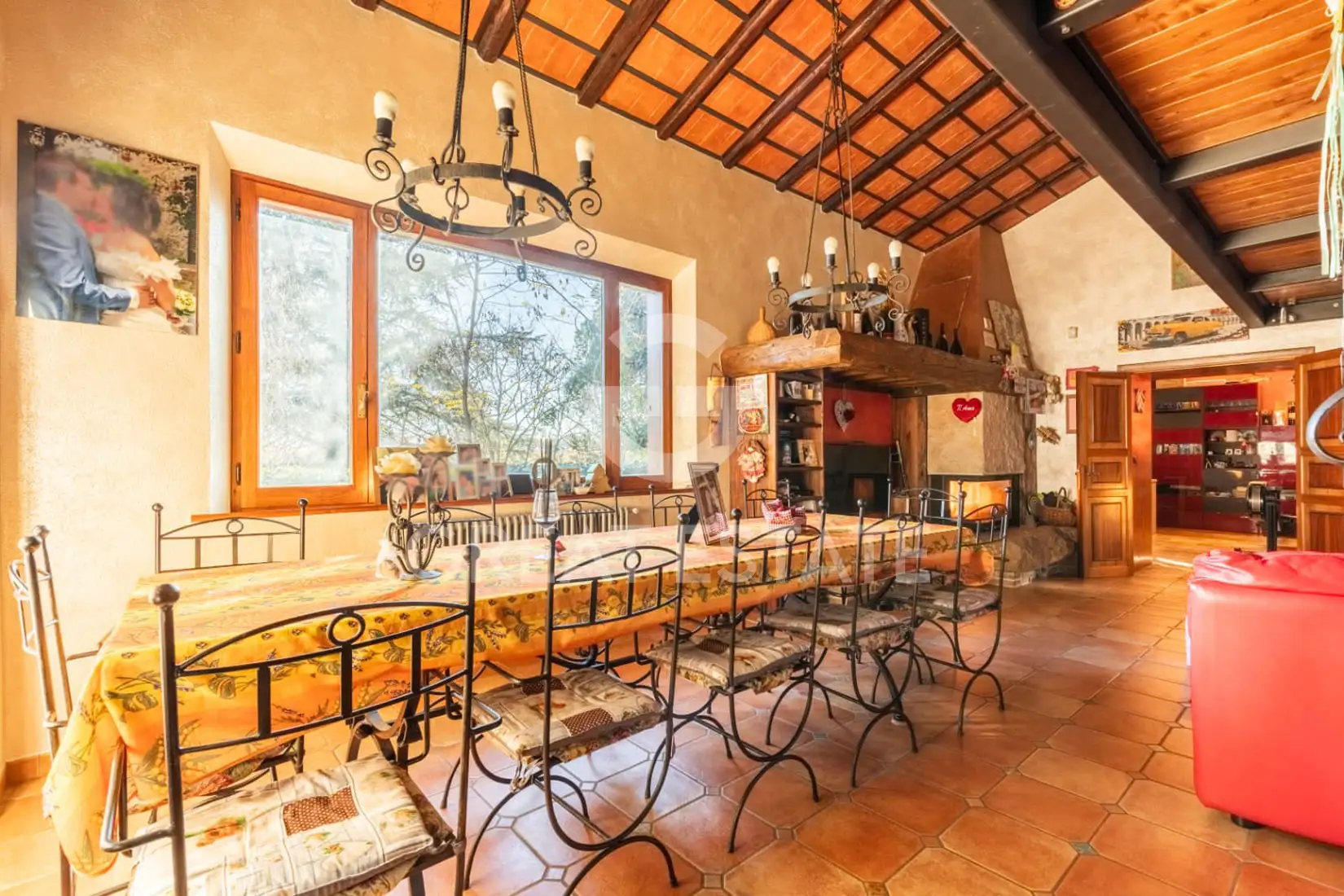 House 226m² in Italy, Siena. Priced at 695000€ rent photo-13