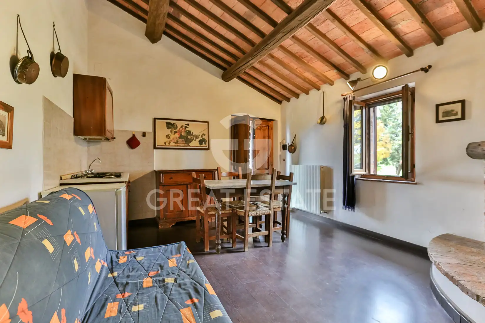 House 1371m² in Italy, Perugia. Priced at 2340000€ rent photo-14
