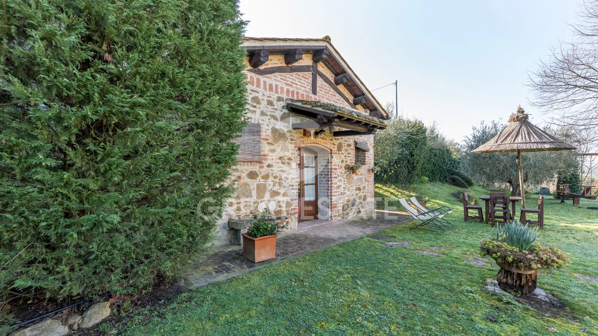 House 474m² in Italy, Perugia. Priced at 1050000€ rent photo-6