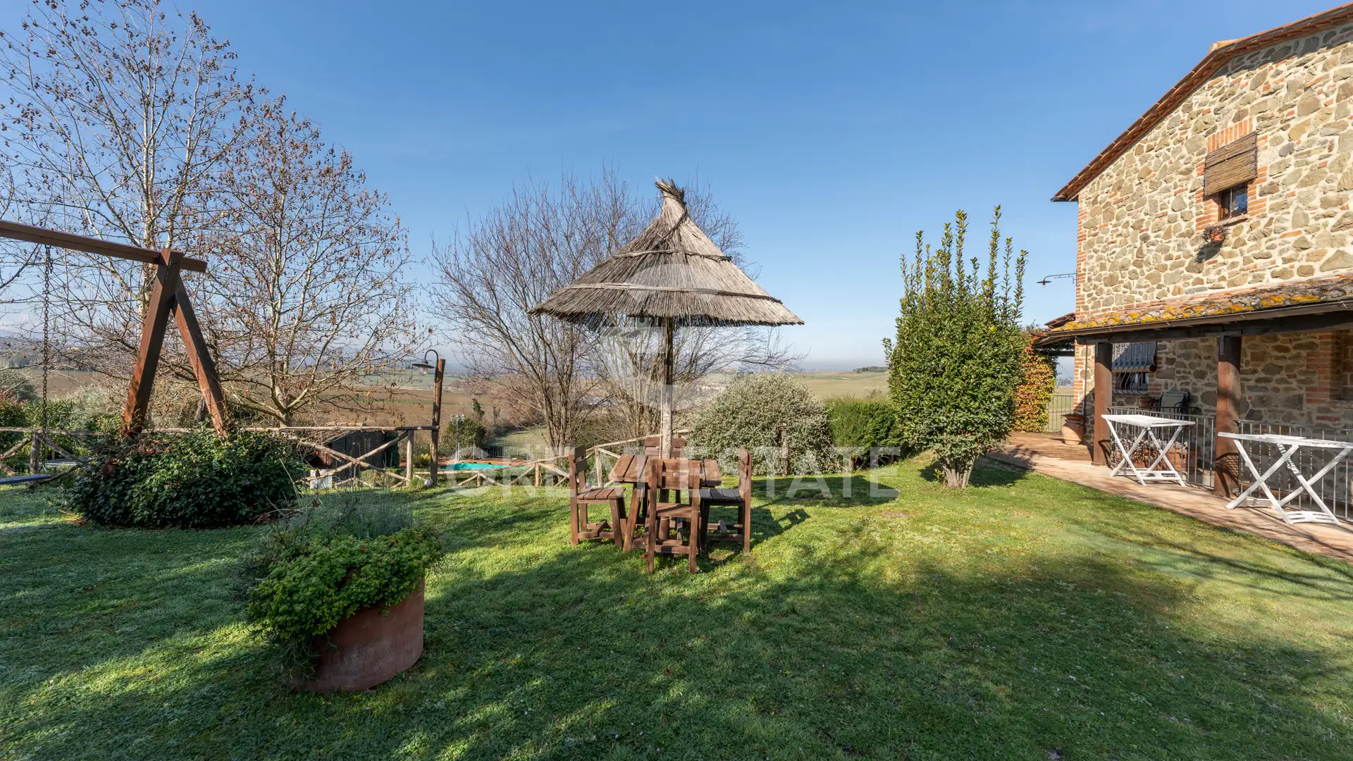 House 474m² in Italy, Perugia. Priced at 1050000€ rent photo-3