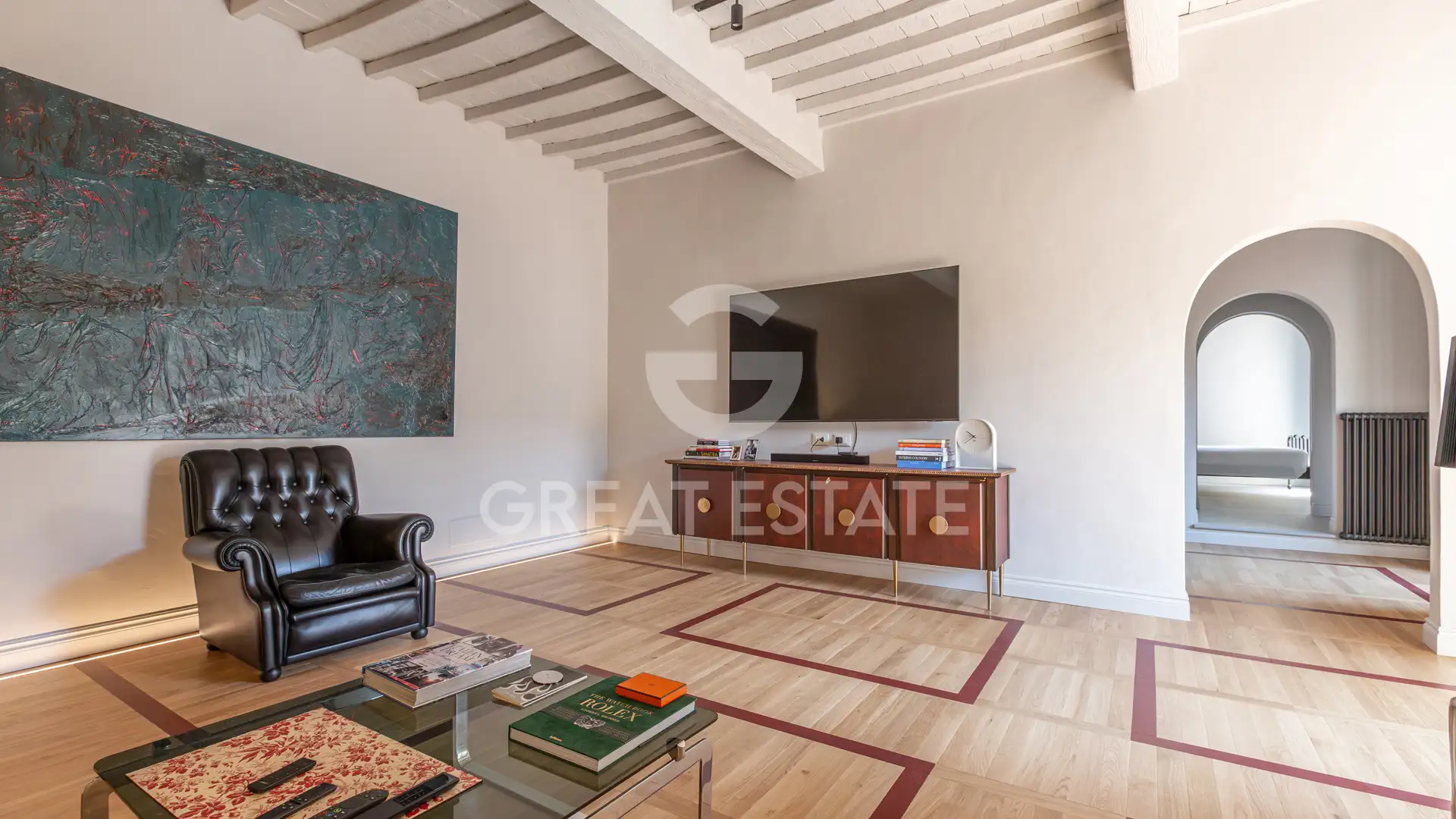 Flat 218m² in Italy, Arezzo. Priced at 1070000€ rent photo-1