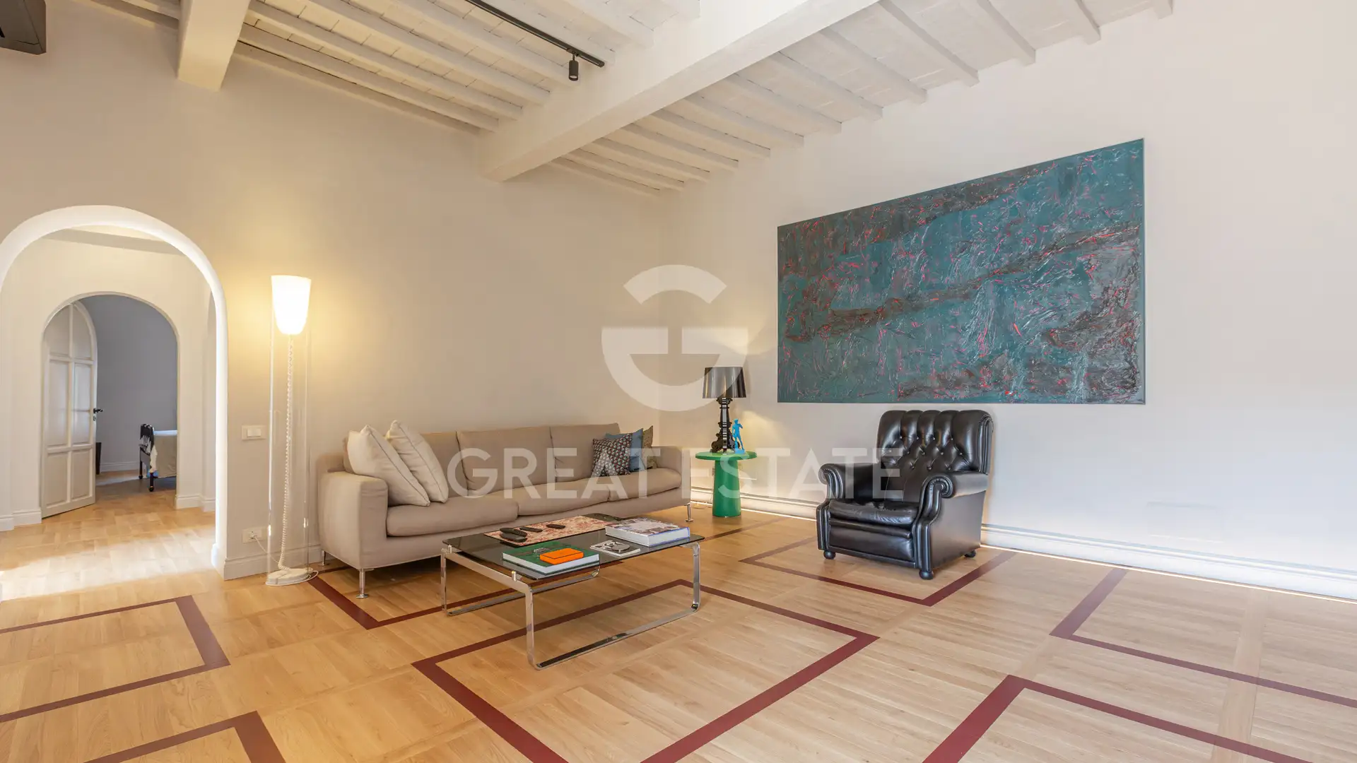 Flat 218m² in Italy, Arezzo. Priced at 1070000€ rent photo-12