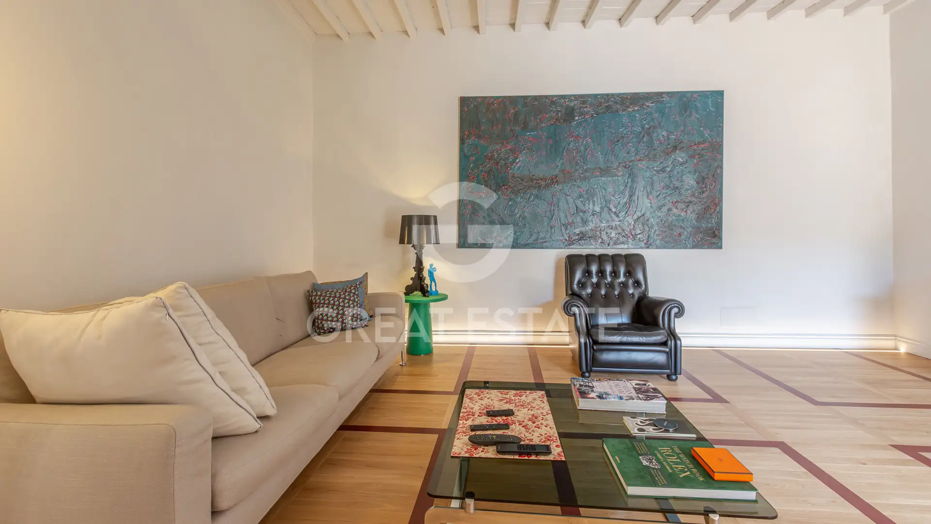 Flat 218m² in Italy, Arezzo. Priced at 1070000€ rent photo-13
