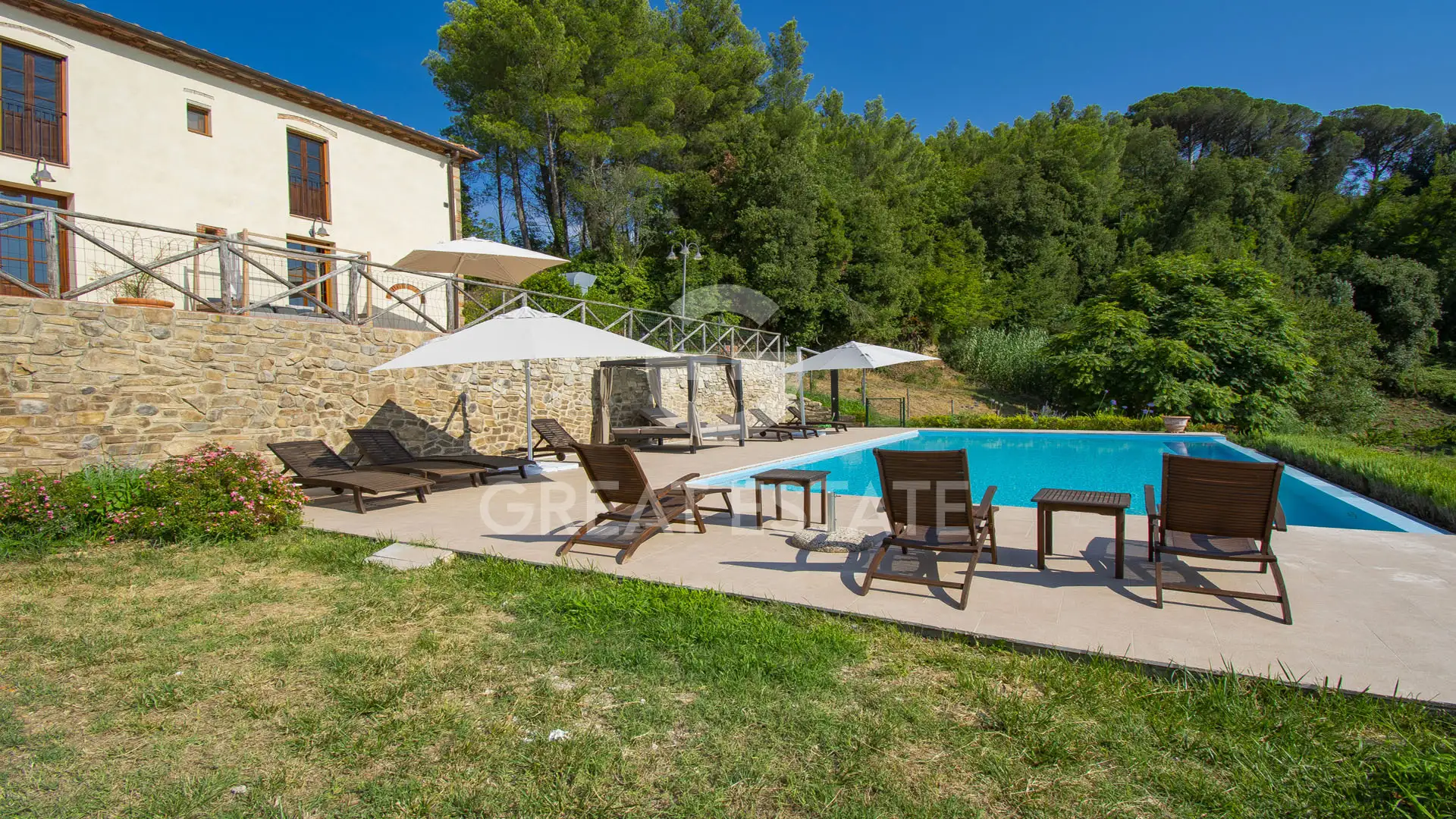 House 513m² in Italy, Pisa. Priced at 2250000€ rent photo-3