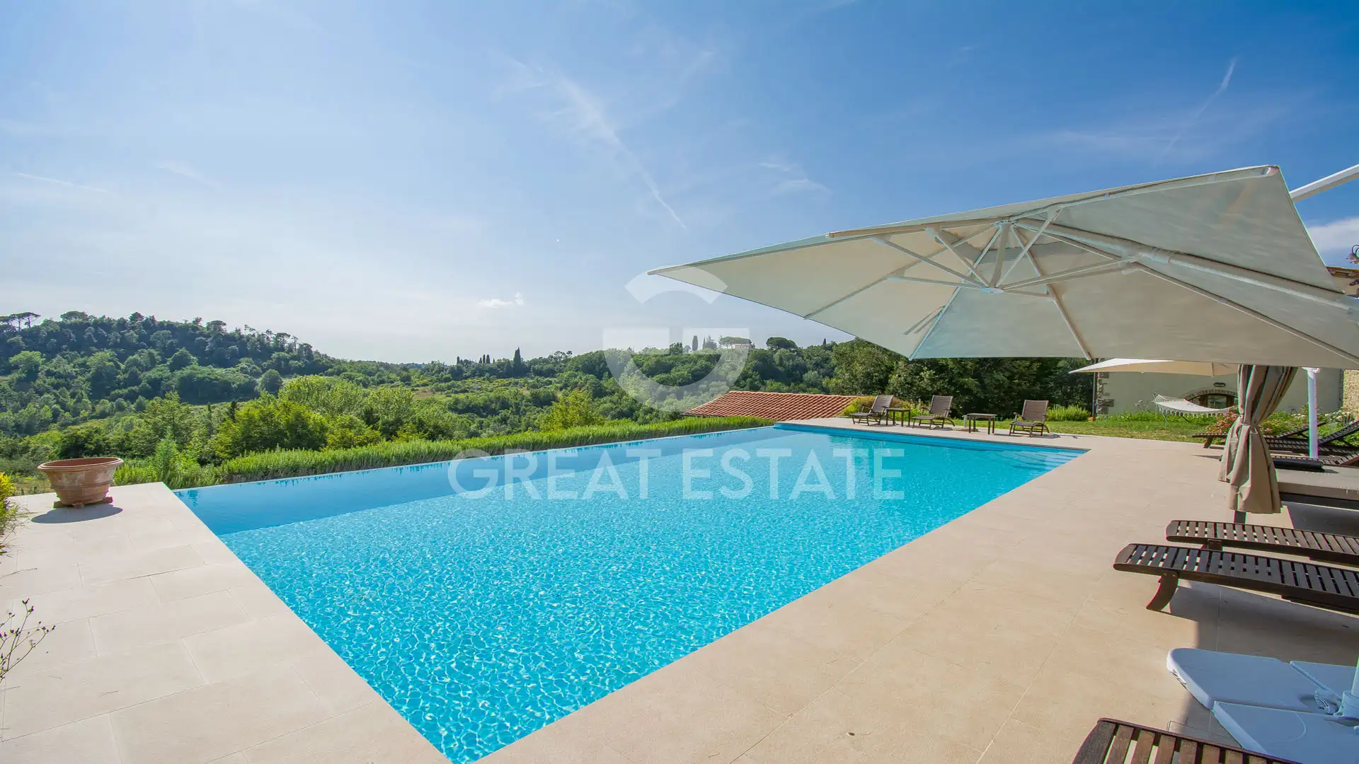 House 513m² in Italy, Pisa. Priced at 2250000€ rent photo-5