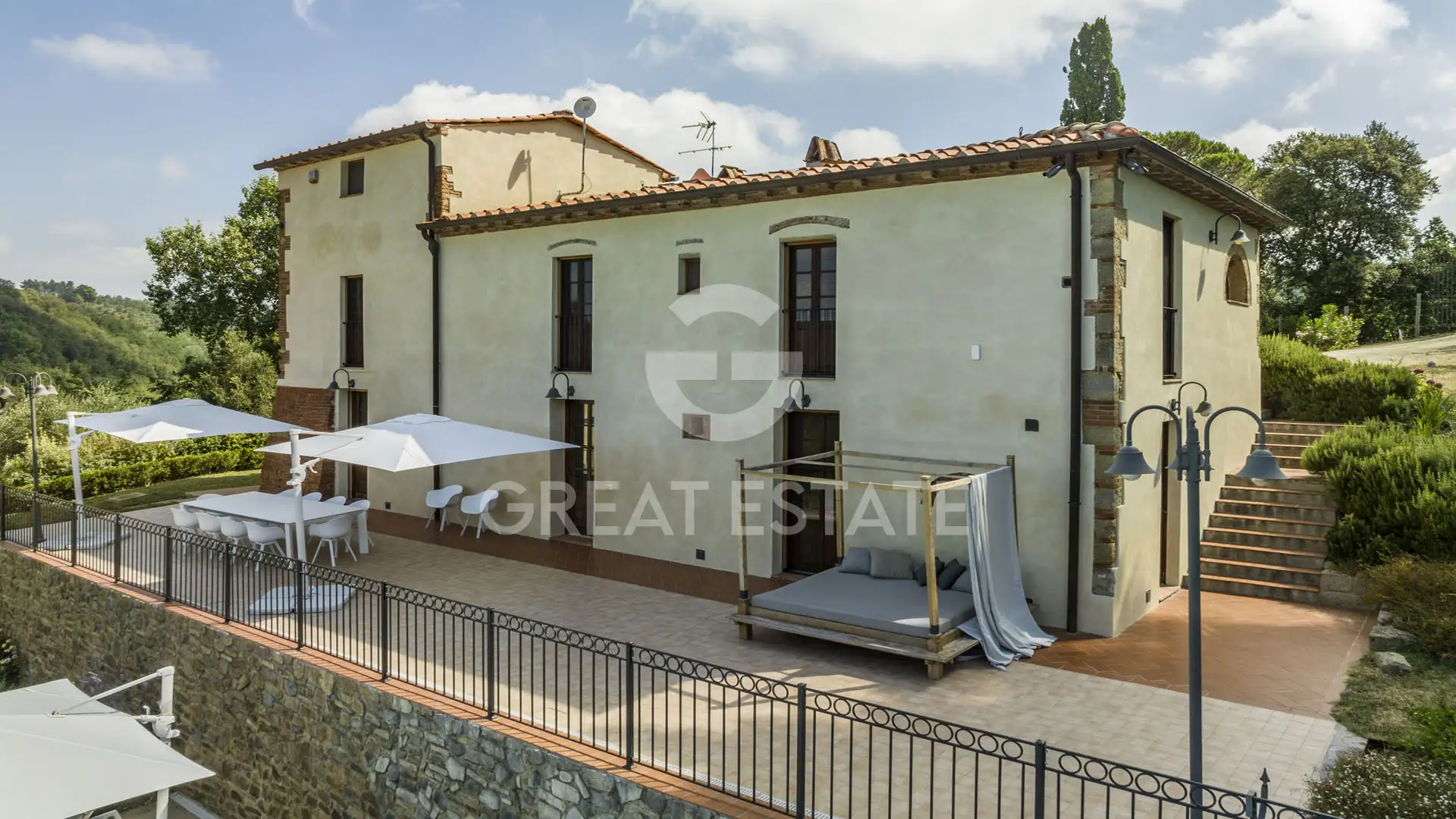 House 513m² in Italy, Pisa. Priced at 2250000€ rent photo-7