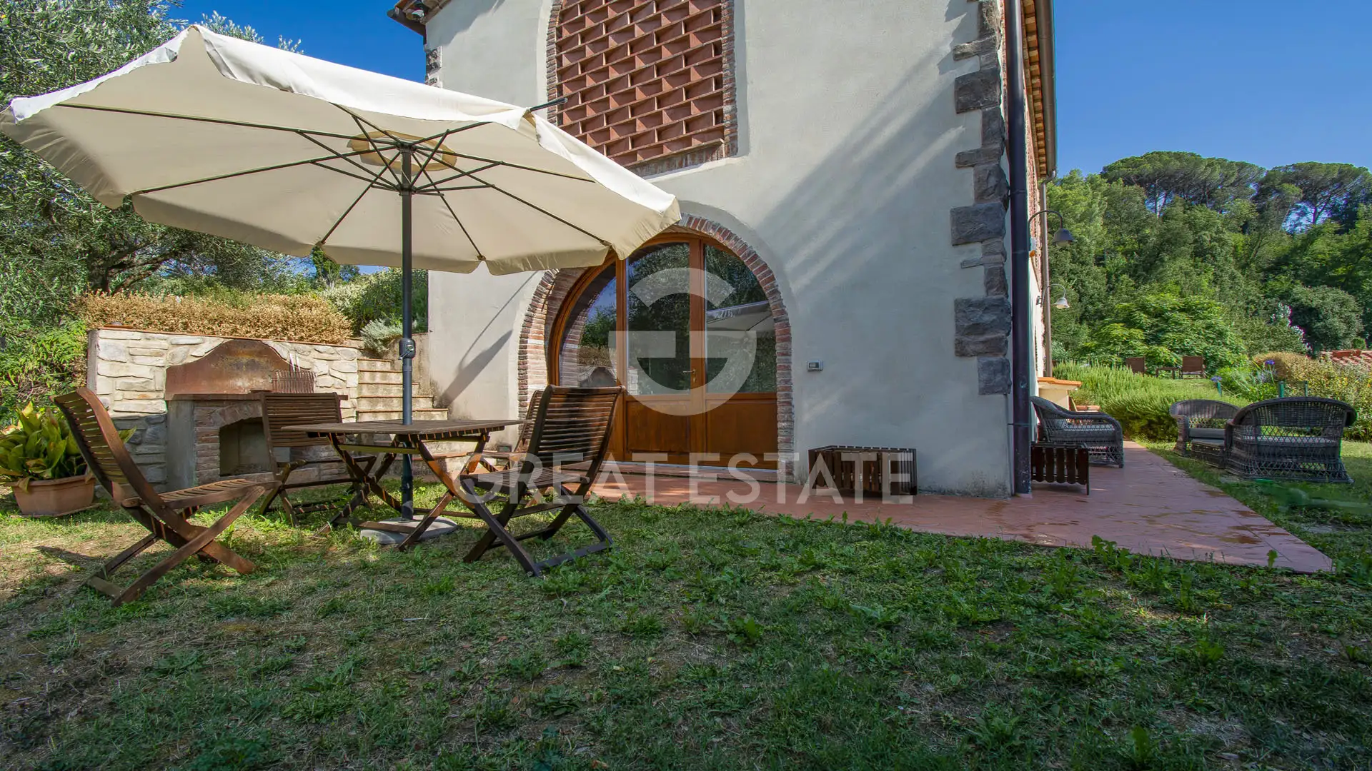 House 513m² in Italy, Pisa. Priced at 2250000€ rent photo-13