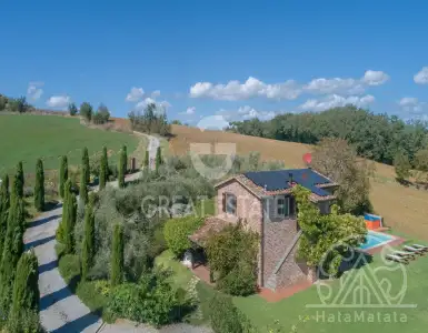 Buy in Italy for 550000€