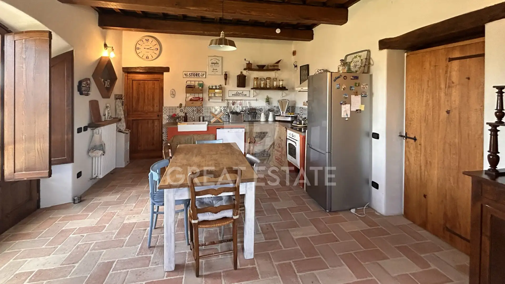 House 423m² in Italy, Perugia. Priced at 940000€ rent photo-9