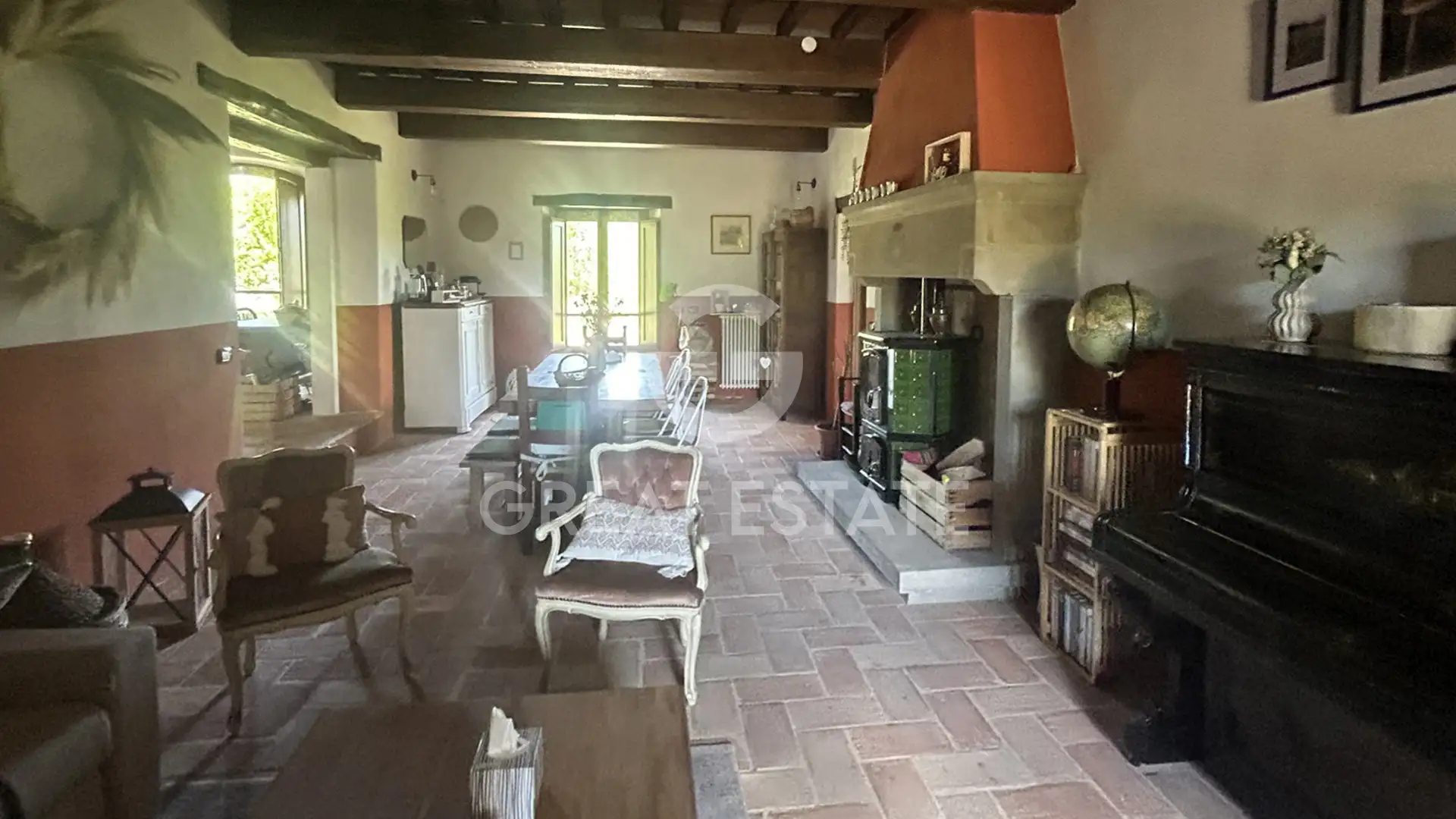 House 423m² in Italy, Perugia. Priced at 940000€ rent photo-15