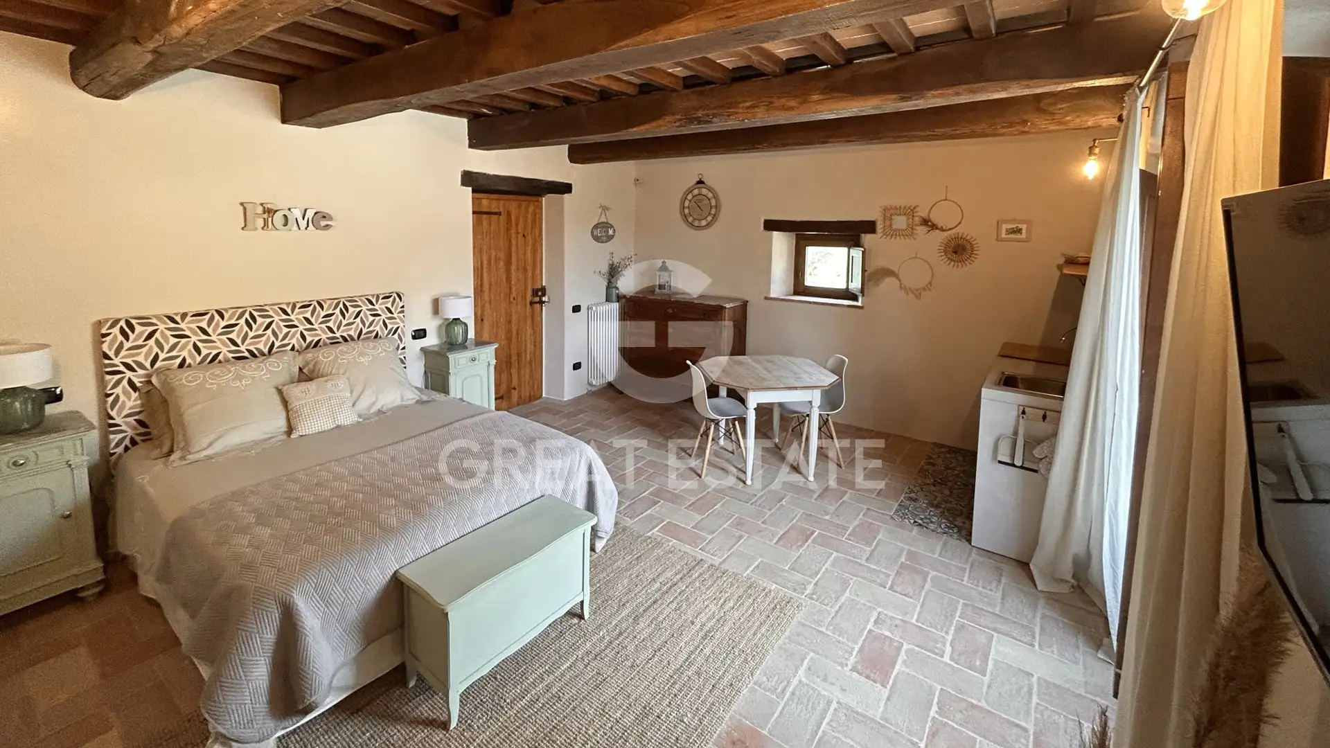 House 423m² in Italy, Perugia. Priced at 940000€ rent photo-14