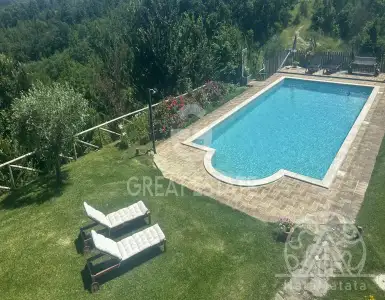 Buy in Italy for 940000€