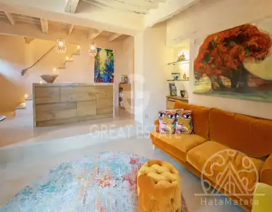 Buy in Italy for 895000€