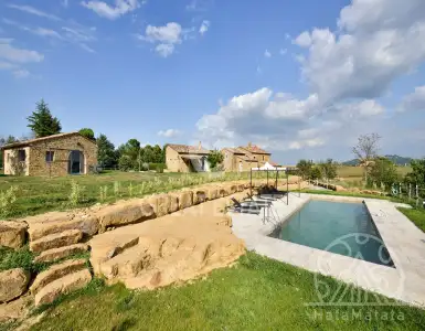 Buy in Italy for 2500000€