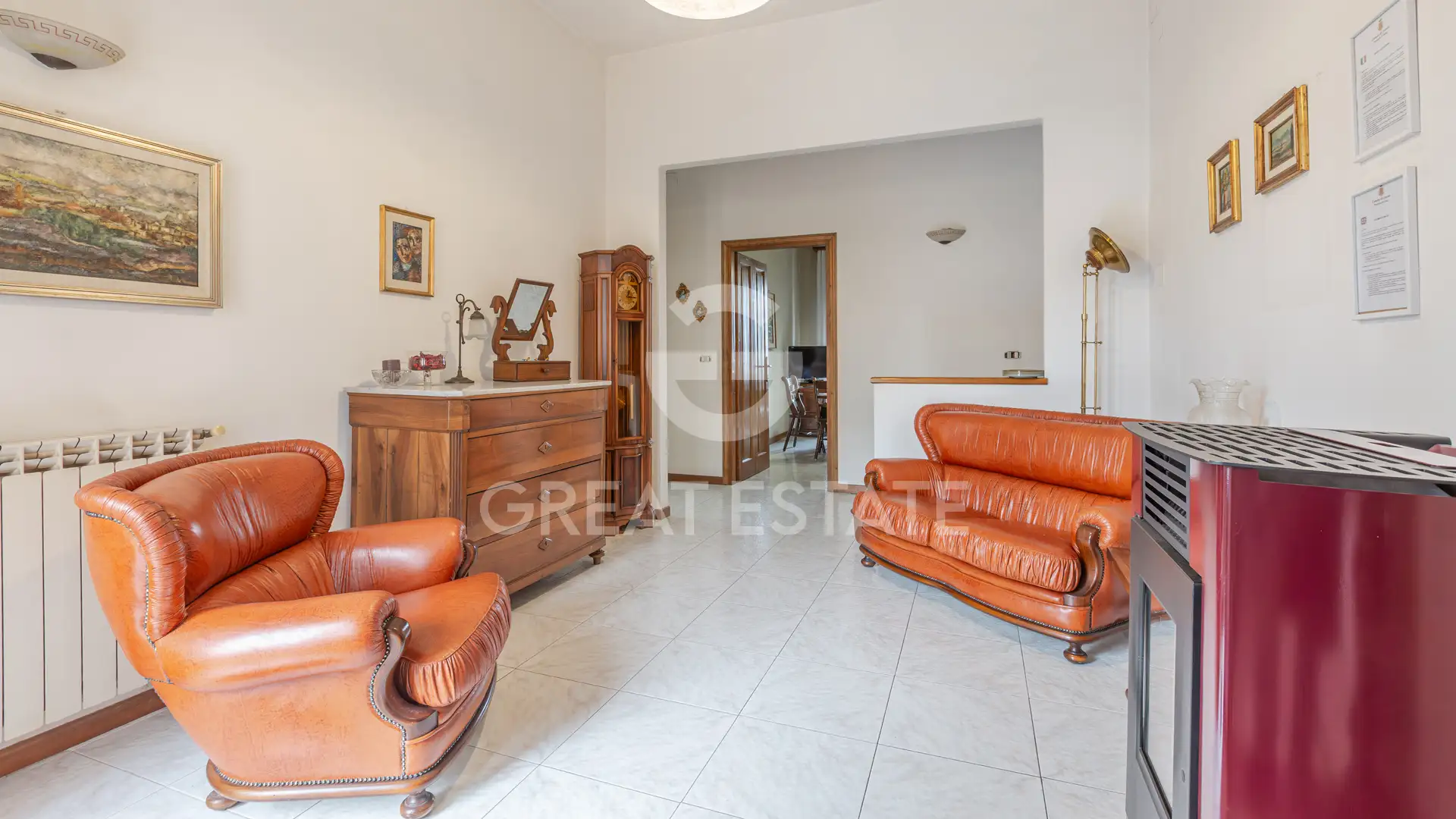 Flat 381m² in Italy, Siena. Priced at 280000€ rent photo-12