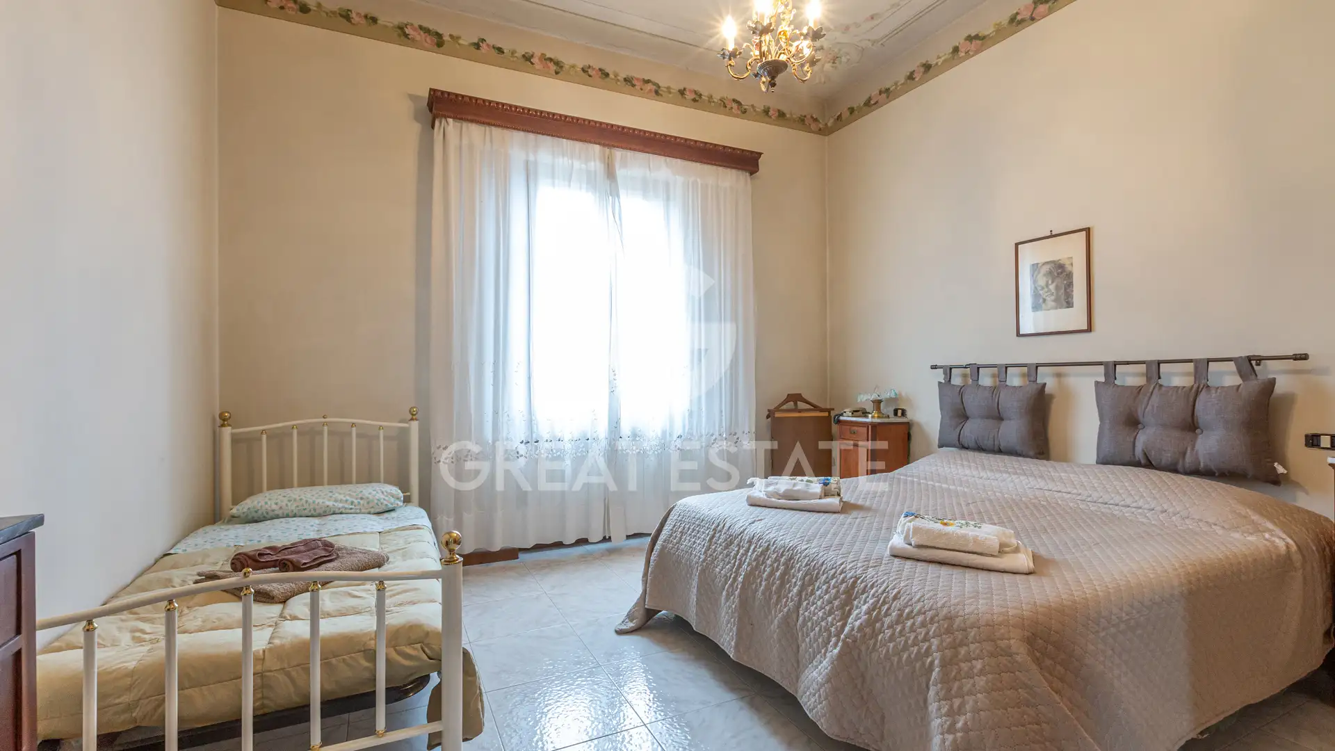 Flat 381m² in Italy, Siena. Priced at 280000€ rent photo-15