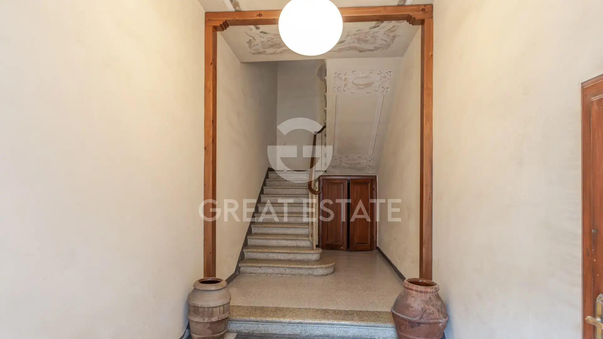 Flat 381m² in Italy, Siena. Priced at 280000€ rent photo-6