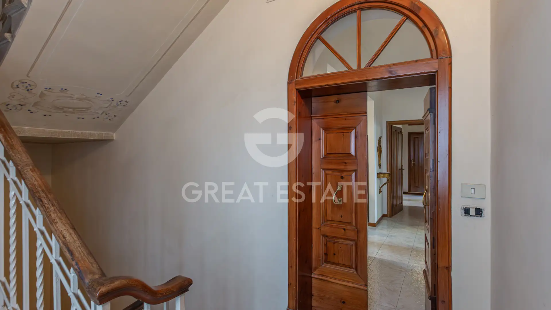 Flat 381m² in Italy, Siena. Priced at 280000€ rent photo-14