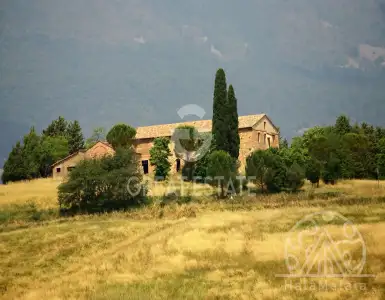 Buy in Italy for 650000€