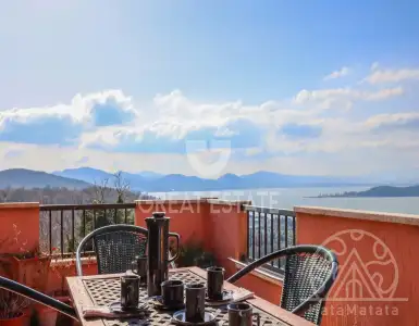 Buy in Italy for 465000€