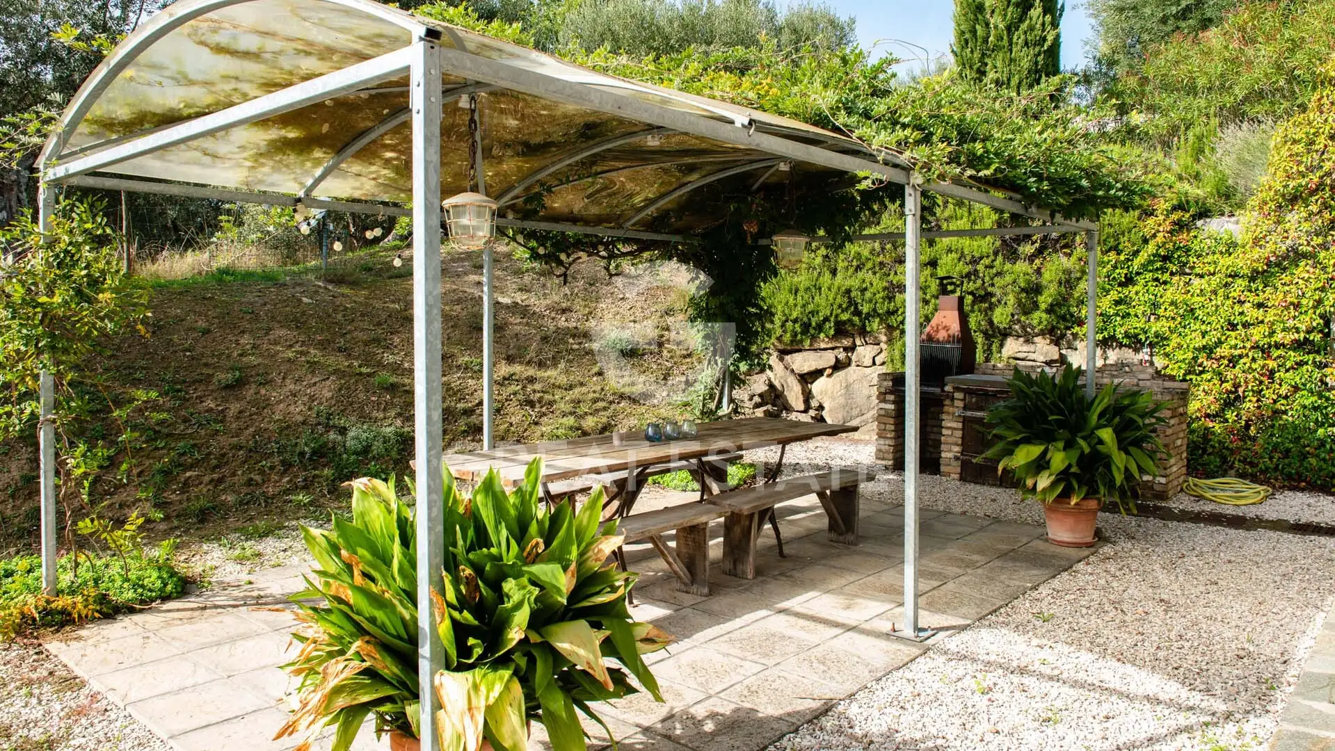 House 307m² in Italy, Perugia. Priced at 1300000€ rent photo-15