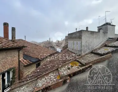 Buy in Italy for 175000€