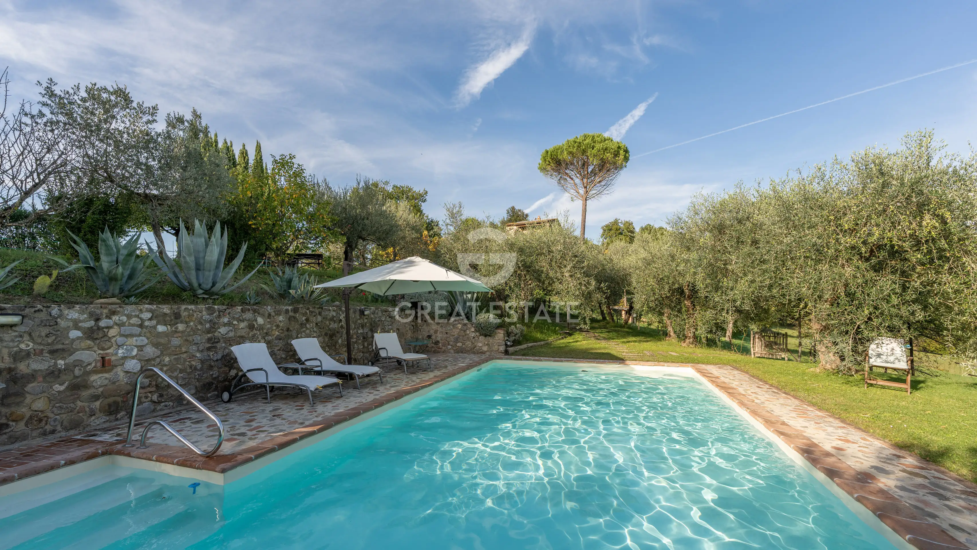 House 478m² in Italy, Perugia. Priced at 1700000€ rent photo-11